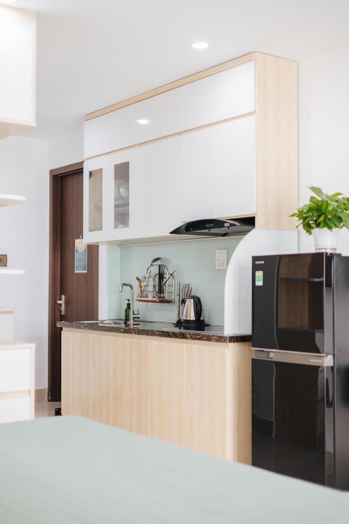 9 Light Apartment Hanoi Exterior photo