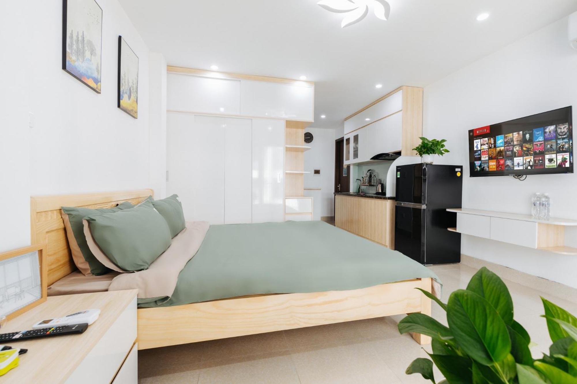 9 Light Apartment Hanoi Exterior photo