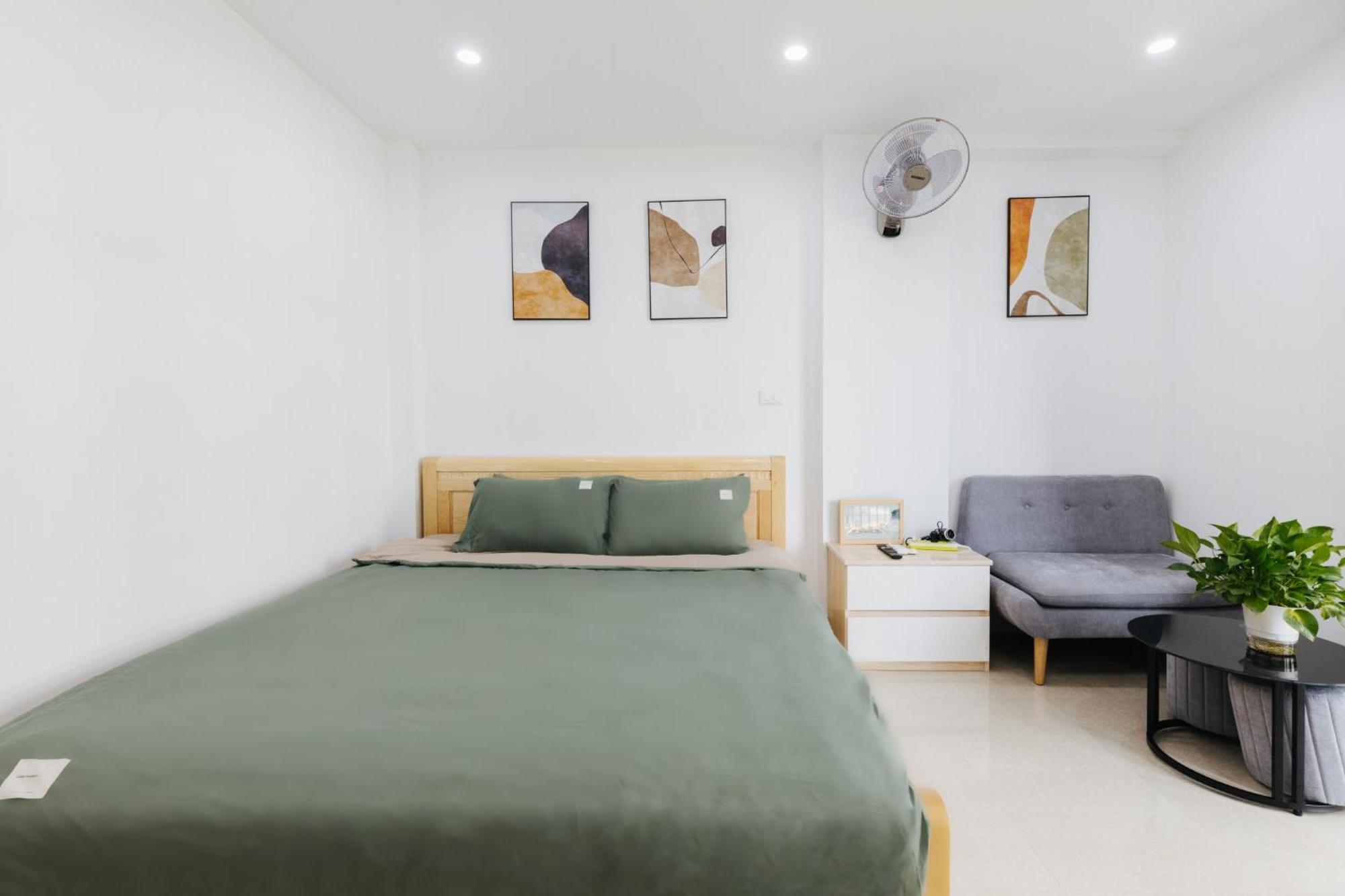 9 Light Apartment Hanoi Exterior photo